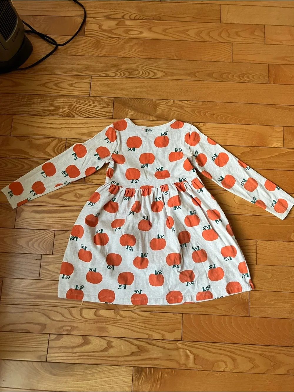 Hanna Andersson size 6-7 pumpkin dress